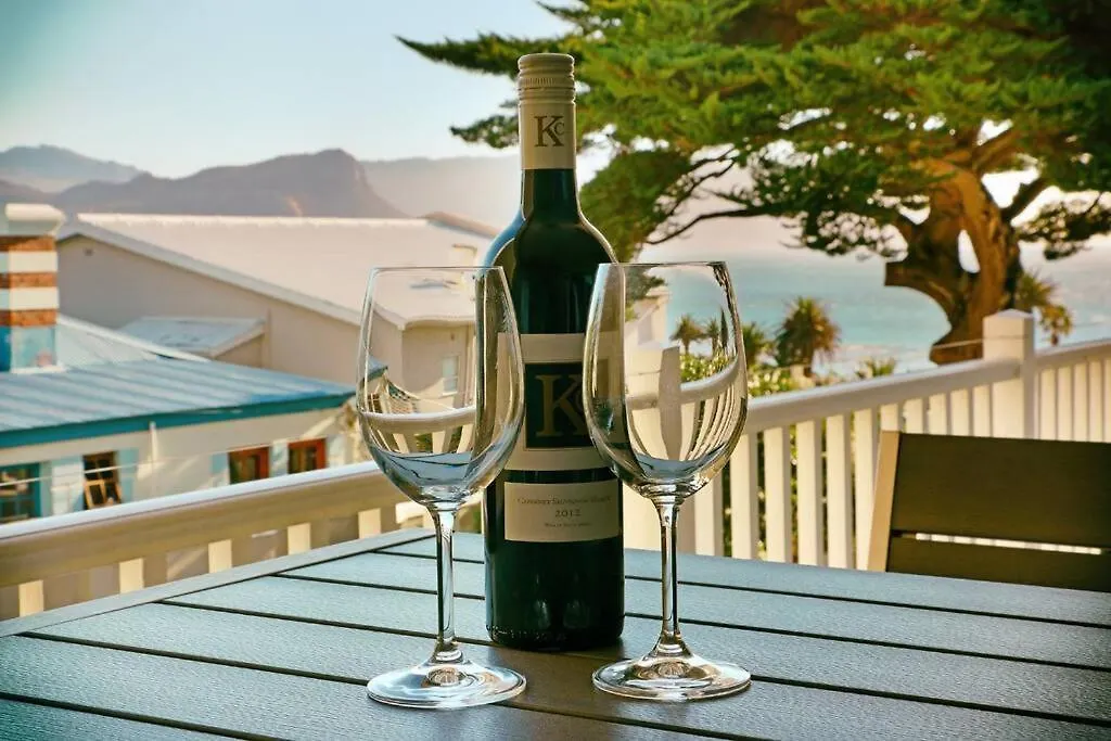 Daire Penguin Haven . Luxury 2 Bedroom, Boulders Beach. Cape Town