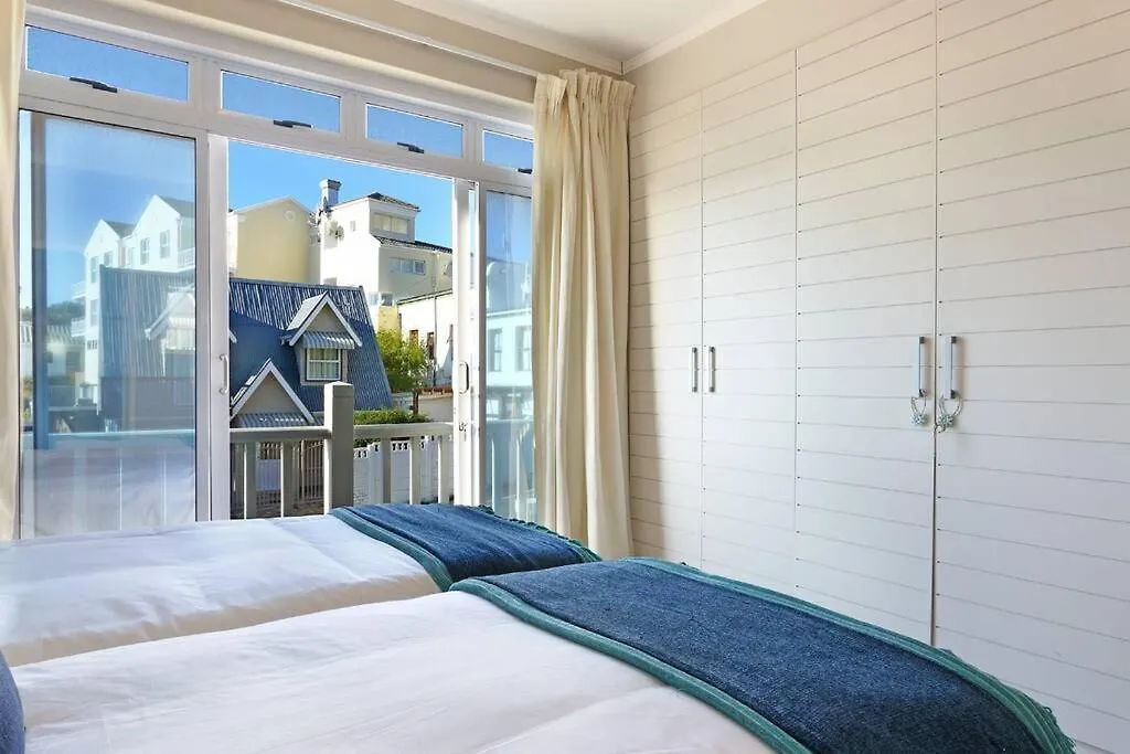 Daire Penguin Haven . Luxury 2 Bedroom, Boulders Beach. Cape Town