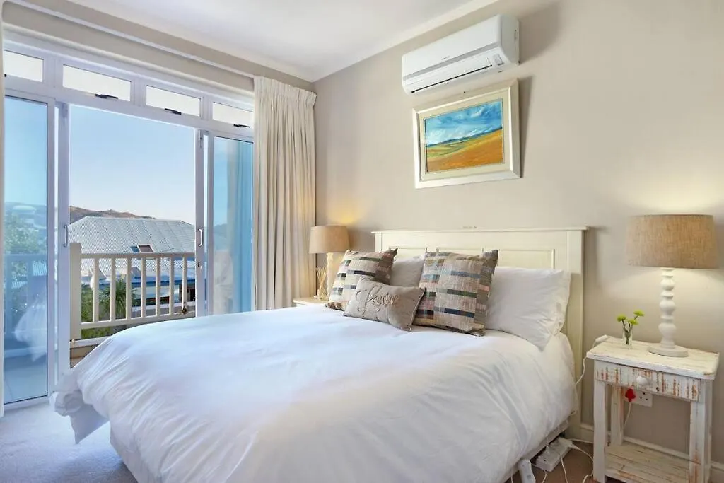 Penguin Haven . Luxury 2 Bedroom, Boulders Beach. Cape Town Daire